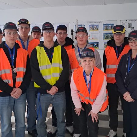 WhatsApp Image 2025-12-12 at 14.21.52 (2)